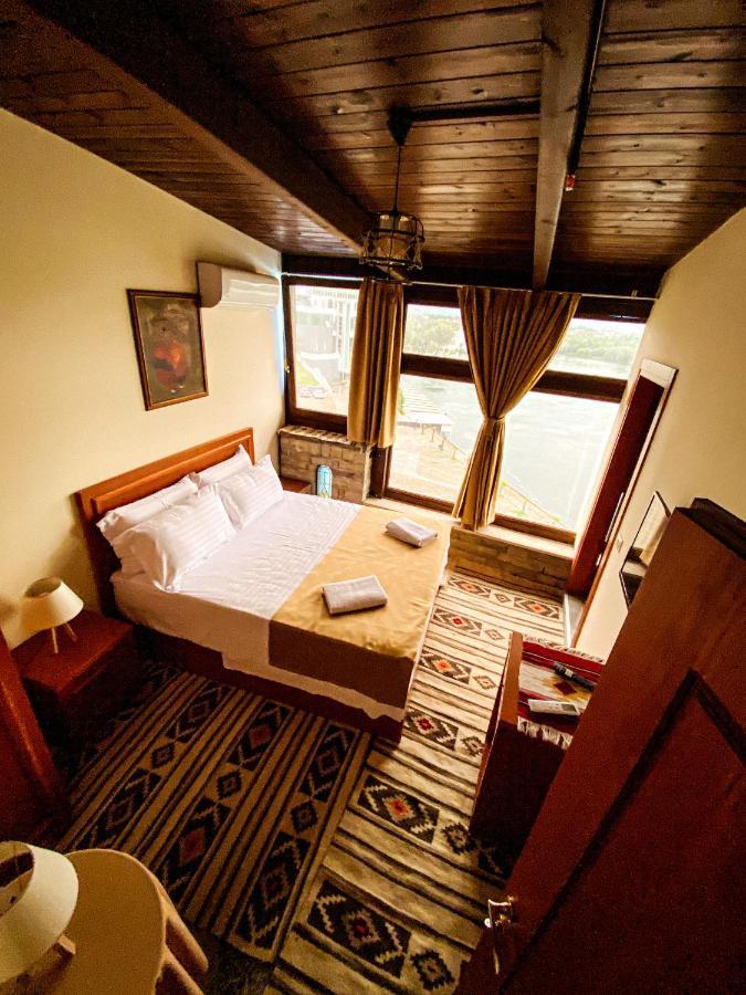 Hotel Iliria Canaj Экстерьер фото